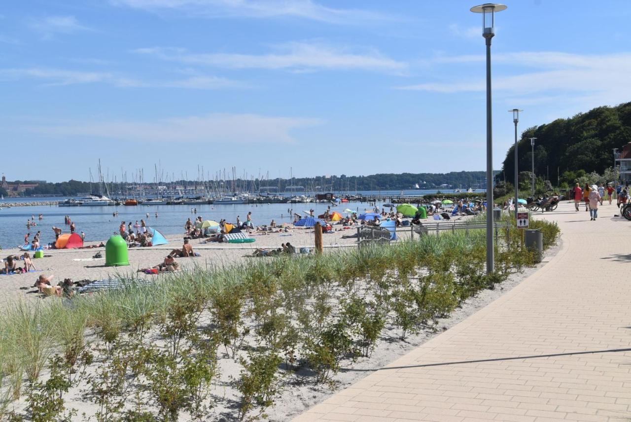 Fewo1846 Strandresidenz Wassersleben - Ostseenest - Modernes Studioapartment Mit Balkon Am Strand هاريسلي المظهر الخارجي الصورة
